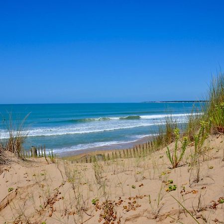 Camping Le Clos Des Pins Longeville-sur-Mer Extérieur photo